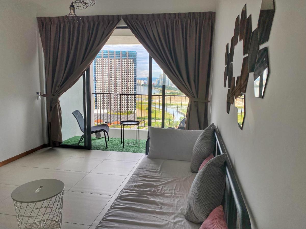 The Landmark Comfort Relax Spacious Sea View By Iz Tanjung Tokong Exterior foto