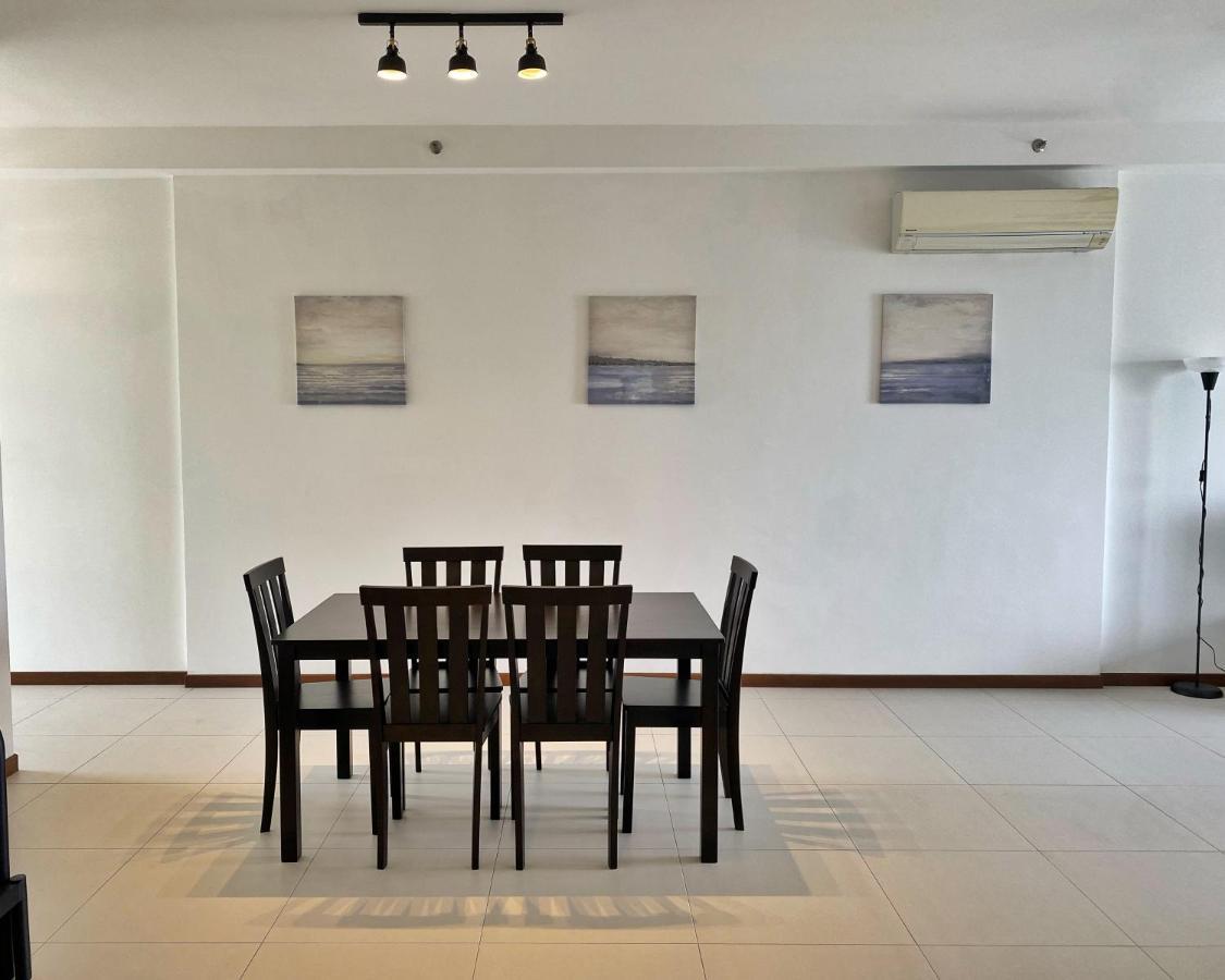 The Landmark Comfort Relax Spacious Sea View By Iz Tanjung Tokong Exterior foto